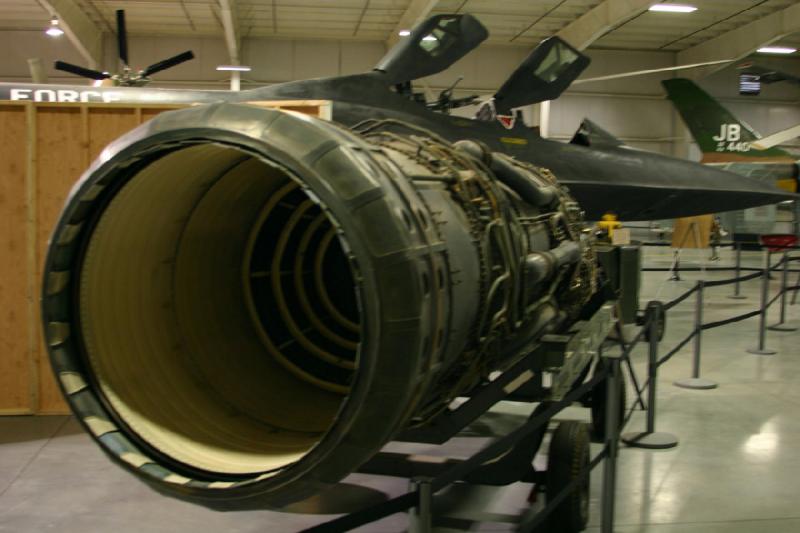 2007-04-08 14:02:02 ** Air Force, Hill AFB, Utah ** Turbine der Lockheed SR-71 'Blackbird'.