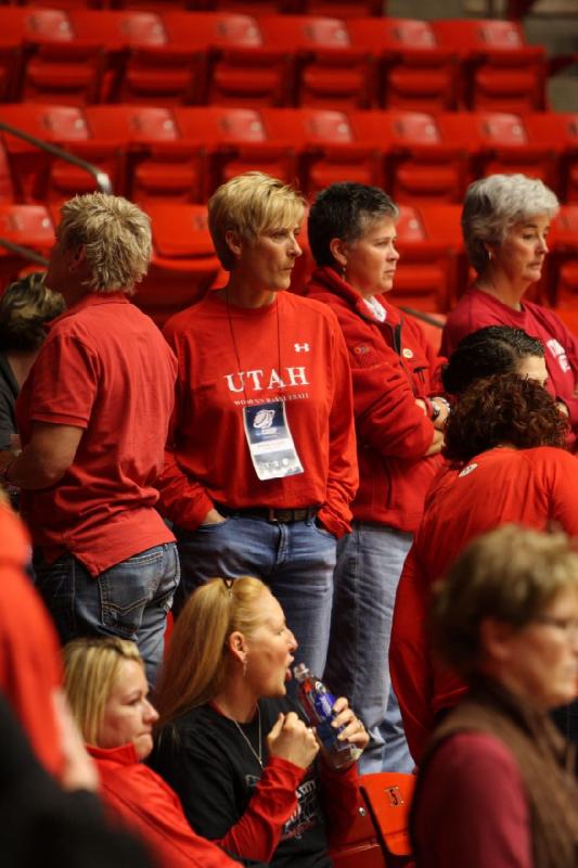 2011-03-19 16:18:58 ** Basketball, Elaine Elliott, Notre Dame, Utah Utes, Women's Basketball ** Former coach Elaine Elliott as a visitor at the NCAA tournament.