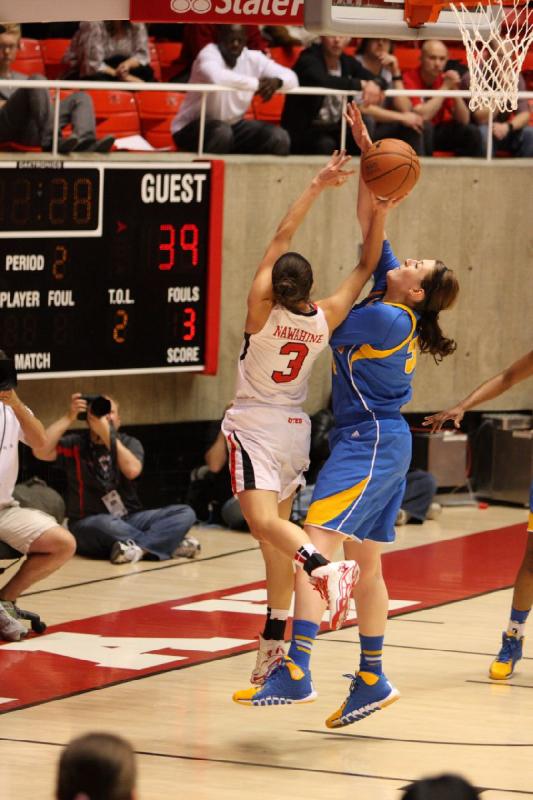 2014-03-02 15:20:21 ** Basketball, Damenbasketball, Malia Nawahine, UCLA, Utah Utes ** 