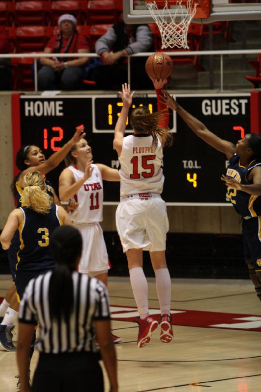 2012-12-20 19:08:12 ** Basketball, Michelle Plouffe, Taryn Wicijowski, UC Irvine, Utah Utes, Women's Basketball ** 