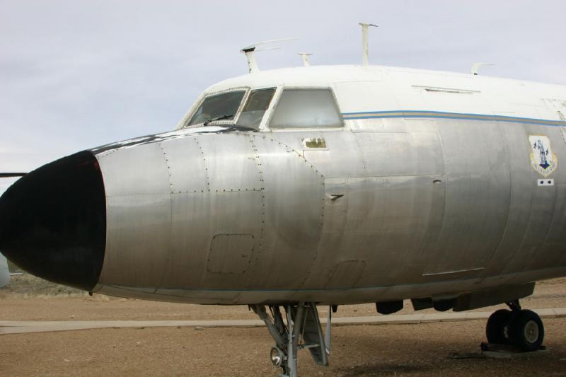 2007-04-01 14:48:12 ** Air Force, Hill AFB, Utah ** Front der Convair C-131D 'Samaritan'. Basiert auf der Convair 240/340/440.