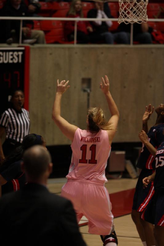 2012-02-11 15:26:00 ** Arizona, Basketball, Taryn Wicijowski, Utah Utes, Women's Basketball ** 