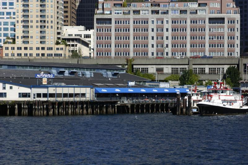 2007-09-01 14:27:36 ** Seattle ** Fischrestaurant 'Ivar's'.