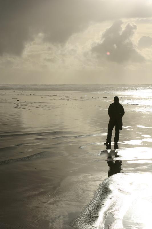 2006-01-28 16:54:30 ** Cannon Beach, Katie, Oregon ** Katie at the beach.