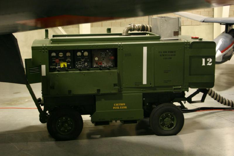 2007-04-08 14:10:10 ** Air Force, Hill AFB, Utah ** Generator A/M32A-60B.