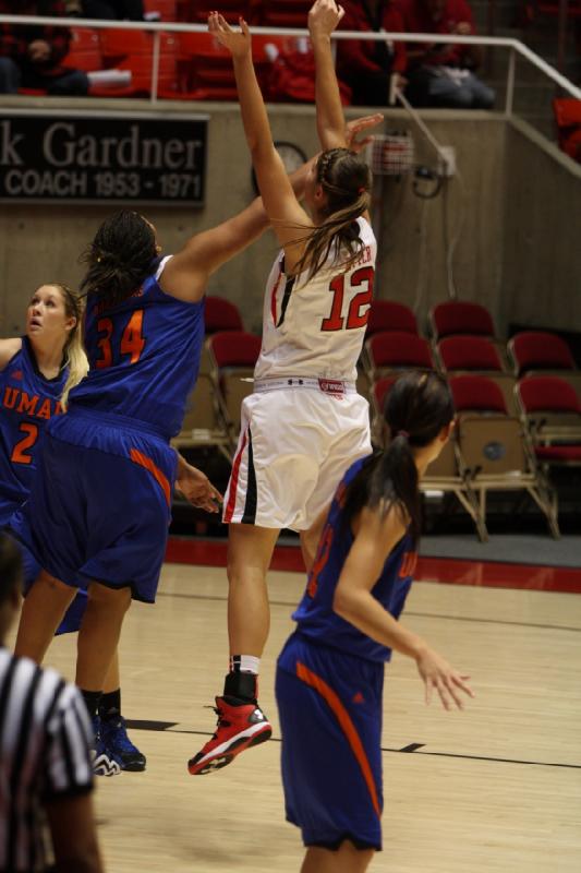 2013-11-01 18:09:50 ** Basketball, Damenbasketball, Emily Potter, University of Mary, Utah Utes ** 