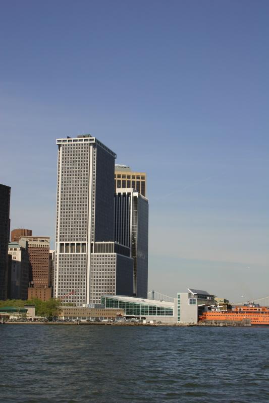 2006-05-07 16:33:16 ** New York ** The 'Staten Island Ferry Terminal'.