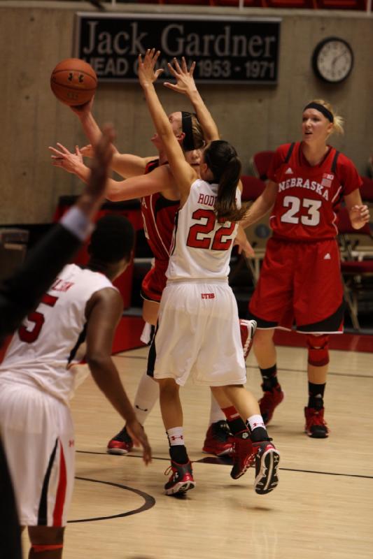 2013-11-15 18:06:05 ** Basketball, Cheyenne Wilson, Damenbasketball, Danielle Rodriguez, Michelle Plouffe, Nebraska, Utah Utes ** 