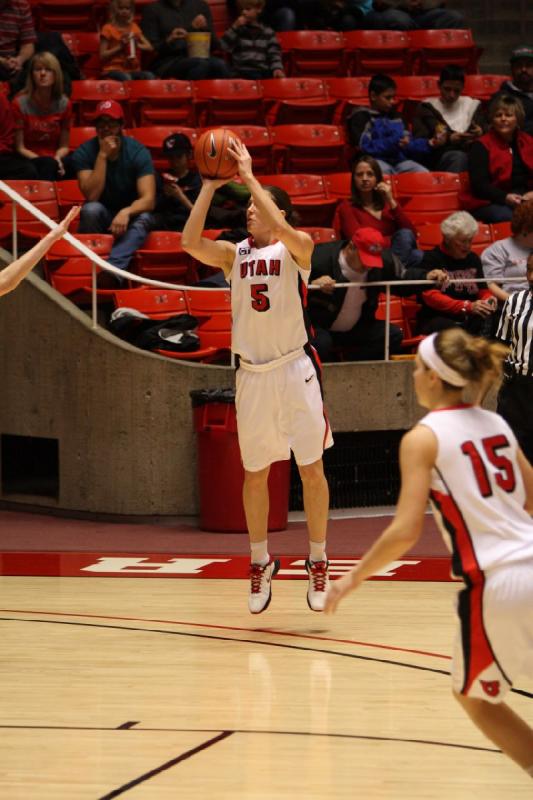 2011-01-15 16:02:13 ** Basketball, Michelle Harrison, Michelle Plouffe, Utah Utes, Women's Basketball, Wyoming ** 