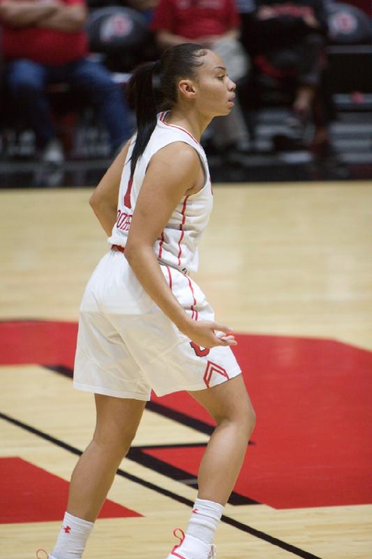 2018-11-16 19:10:33 ** Basketball, Kiana Moore, Long Beach State, Utah Utes, Women's Basketball ** 