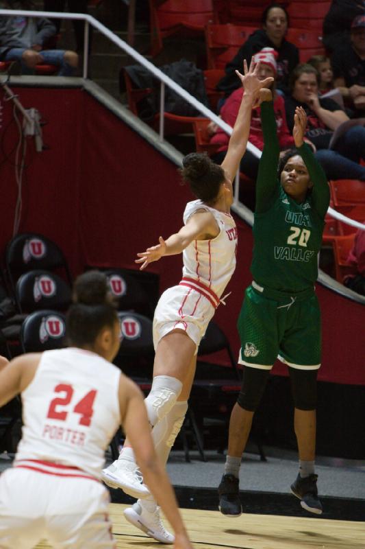 2018-12-01 17:59:38 ** Basketball, Damenbasketball, Niyah Becker, Sarah Porter, Utah Utes, Utah Valley University ** 