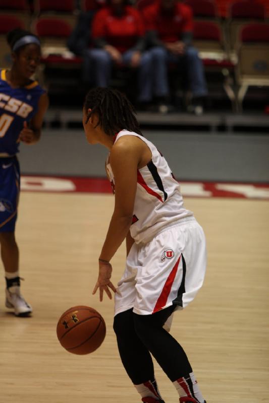 2013-12-30 20:29:20 ** Basketball, Ciera Dunbar, Damenbasketball, UC Santa Barbara, Utah Utes ** 