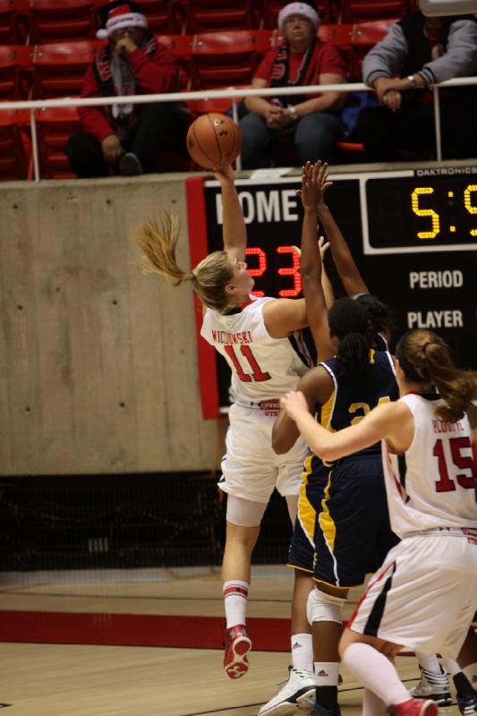 2012-12-20 19:22:07 ** Basketball, Damenbasketball, Michelle Plouffe, Taryn Wicijowski, UC Irvine, Utah Utes ** 