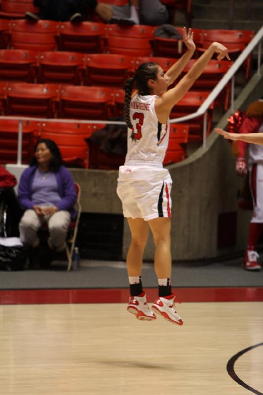 2013-12-11 19:33:48 ** Basketball, Damenbasketball, Malia Nawahine, Utah Utes, Utah Valley University ** 