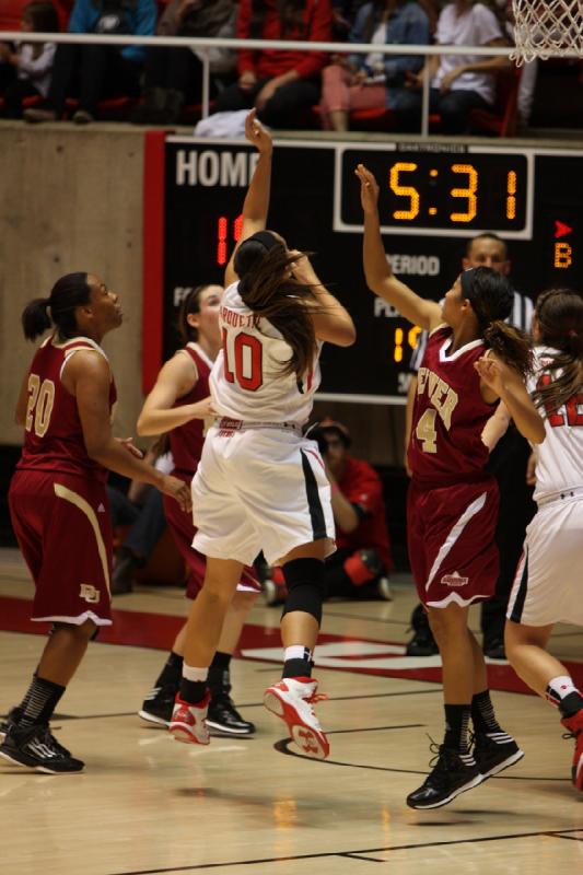 2013-11-08 21:00:04 ** Basketball, Damenbasketball, Emily Potter, Nakia Arquette, University of Denver, Utah Utes ** 