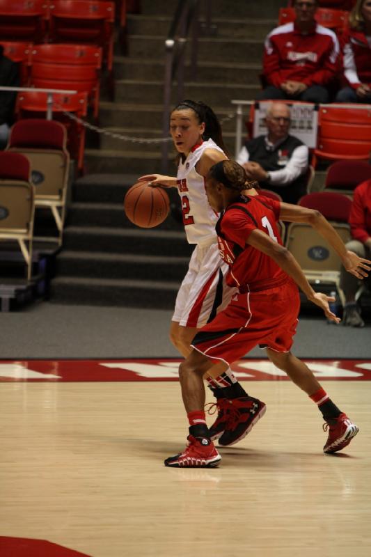 2013-11-15 17:45:23 ** Basketball, Damenbasketball, Danielle Rodriguez, Nebraska, Utah Utes ** 