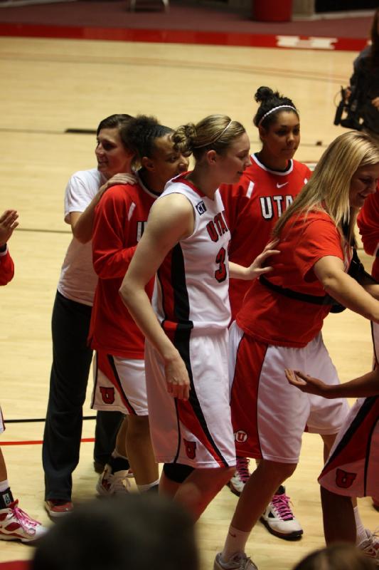 2011-02-19 18:56:30 ** Amy Krommenhoek, Basketball, Brittany Knighton, Ciera Dunbar, Diana Rolniak, New Mexico Lobos, Taryn Wicijowski, Utah Utes, Women's Basketball ** 