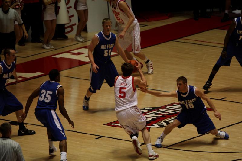 2010-01-23 16:22:09 ** Air Force, Basketball, David Foster, Herrenbasketball, Luka Drca, Utah Utes ** 