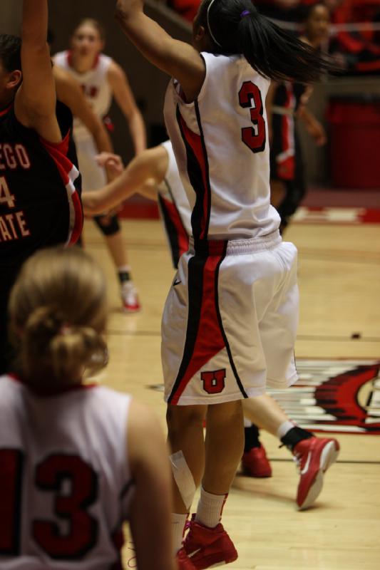 2011-02-09 20:40:02 ** Basketball, Damenbasketball, Diana Rolniak, Iwalani Rodrigues, Michelle Plouffe, Rachel Messer, SDSU, Utah Utes ** 