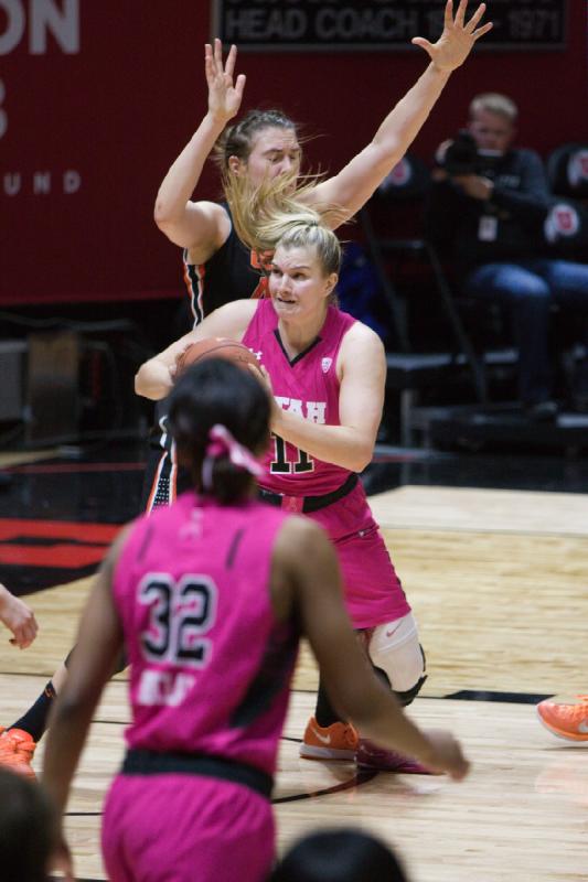 2015-02-22 13:39:39 ** Basketball, Oregon State, Tanaeya Boclair, Taryn Wicijowski, Utah Utes, Women's Basketball ** 