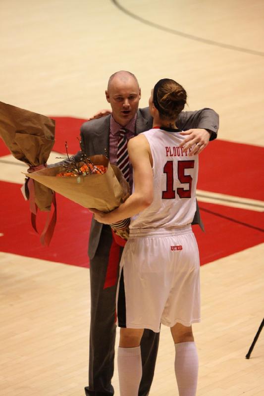 2014-03-02 13:59:58 ** Anthony Levrets, Basketball, Damenbasketball, Michelle Plouffe, UCLA, Utah Utes ** 