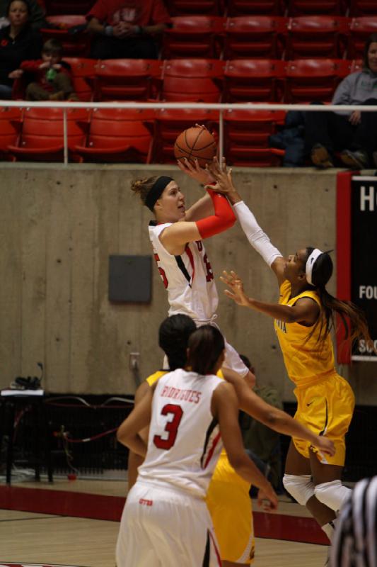 2013-01-04 18:13:30 ** Basketball, Cal, Iwalani Rodrigues, Michelle Plouffe, Utah Utes, Women's Basketball ** 