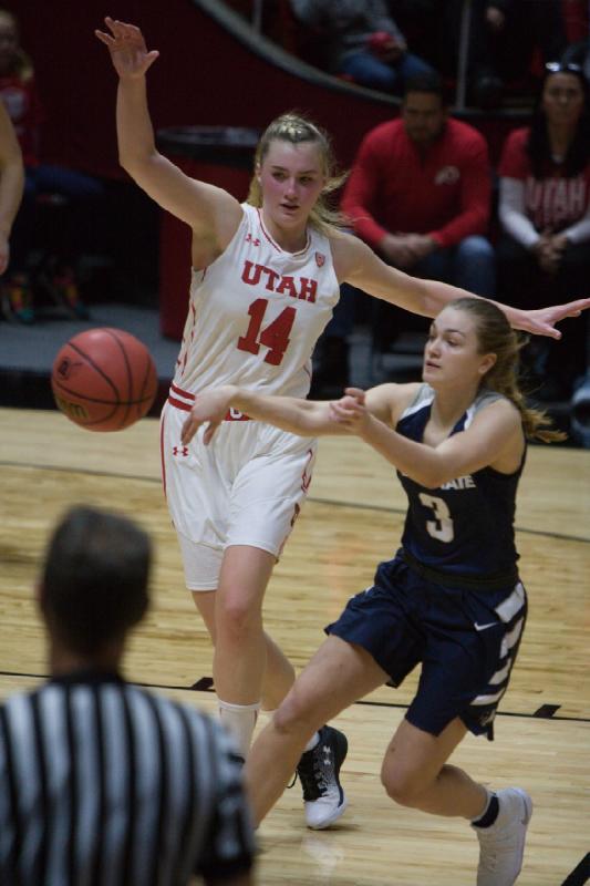 2016-12-03 14:39:28 ** Basketball, Damenbasketball, Paige Crozon, Utah State, Utah Utes ** 