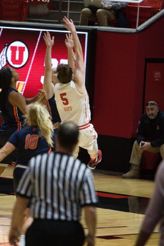 2017-12-05 18:29:14 ** Basketball, Damenbasketball, Megan Huff, Pepperdine, Utah Utes ** 