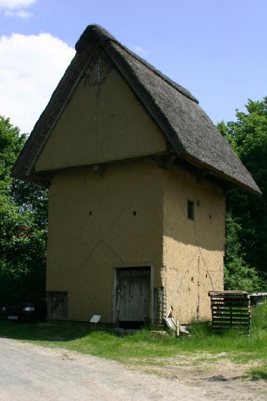 2008-05-22 13:24:10 ** Cloppenburg Museum Village, Germany ** 