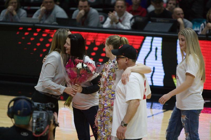 2017-02-19 13:57:30 ** Basketball, Lynne Roberts, Oregon State, Paige Crozon, Utah Utes, Women's Basketball ** 