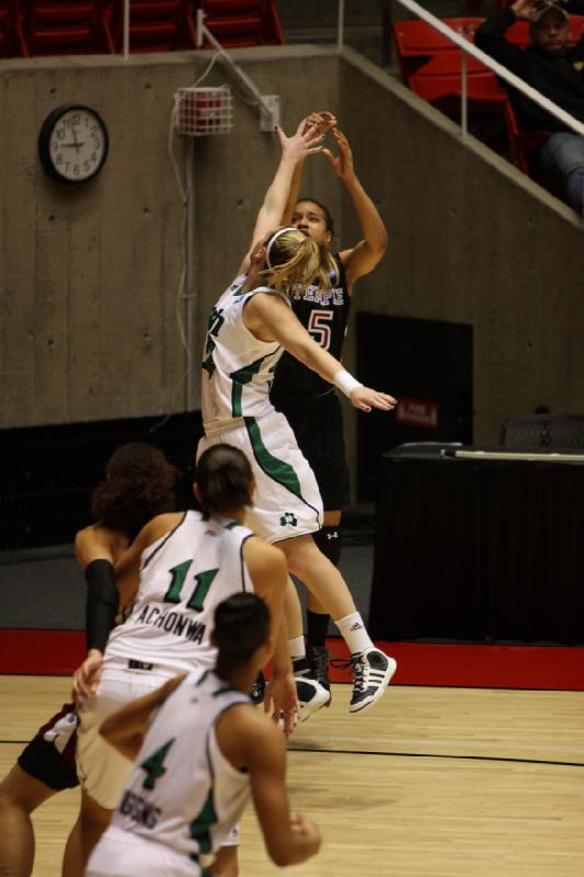 2011-03-21 20:54:02 ** Basketball, Notre Dame, Temple, Women's Basketball ** 