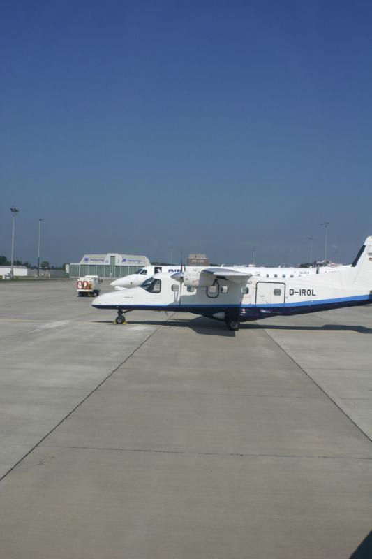 2005-08-18 10:54:32 ** Deutschland, München ** Auf dem Flughafen München.