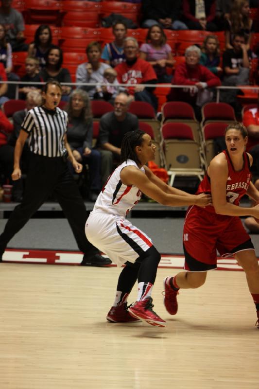 2013-11-15 17:32:02 ** Basketball, Ciera Dunbar, Damenbasketball, Nebraska, Utah Utes ** 