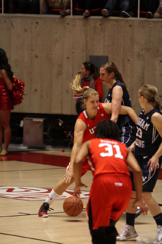 2012-12-08 15:12:46 ** Basketball, BYU, Ciera Dunbar, Damenbasketball, Taryn Wicijowski, Utah Utes ** 