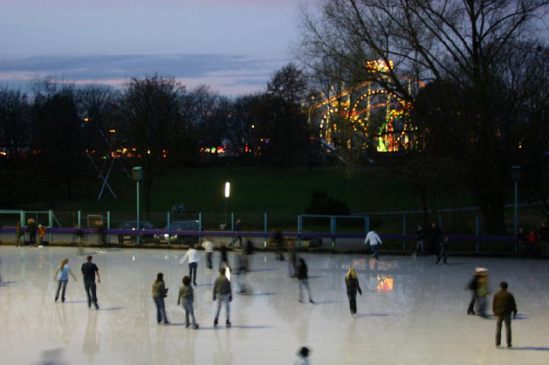 2006-11-25 16:34:38 ** Deutschland, Hamburg ** Eislaufbahn.