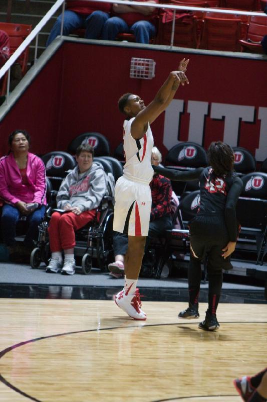 2014-12-06 15:07:29 ** Basketball, Cheyenne Wilson, Damenbasketball, UNLV, Utah Utes ** 