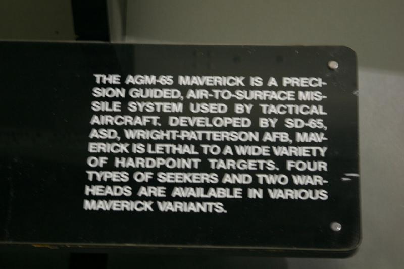 2007-04-08 13:36:40 ** Air Force, Hill AFB, Utah ** Beschreibung der AGM-65 'Maverick' Luft-Boden-Rakete.