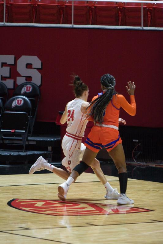 2017-11-27 18:00:37 ** Basketball, Tilar Clark, Utah Utes, UT Arlington, Women's Basketball ** 