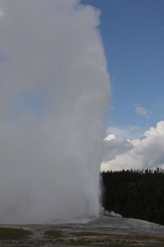 2009-08-03 15:57:16 ** Yellowstone National Park ** 