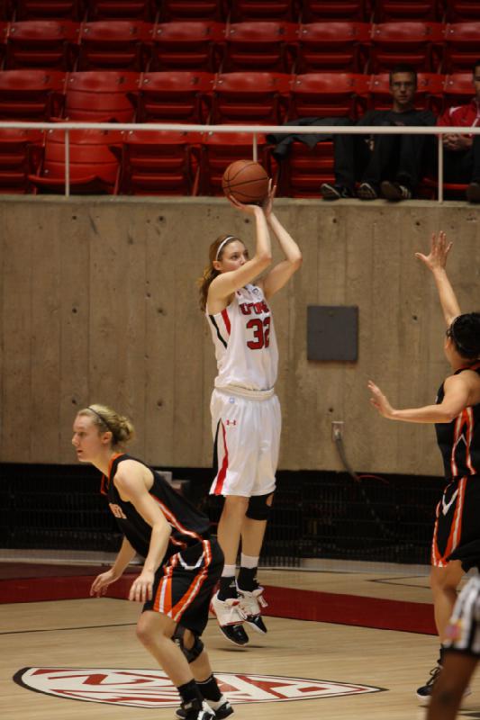 2011-12-06 19:22:23 ** Basketball, Damenbasketball, Diana Rolniak, Idaho State, Utah Utes ** 