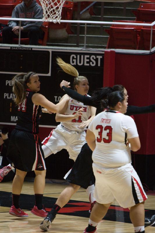 2014-12-06 14:58:43 ** Basketball, Joeseta Fatuesi, Taryn Wicijowski, UNLV, Utah Utes, Women's Basketball ** 