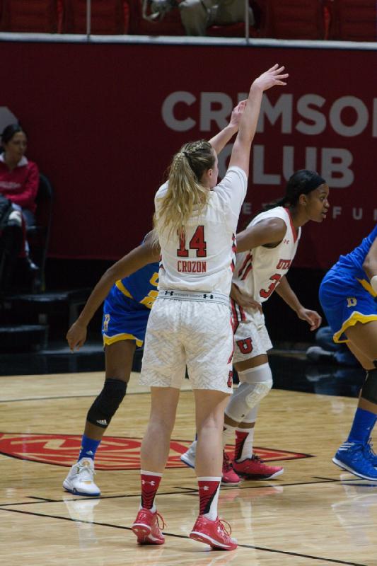 2016-01-31 14:33:10 ** Basketball, Damenbasketball, Paige Crozon, Tanaeya Boclair, UCLA, Utah Utes ** 