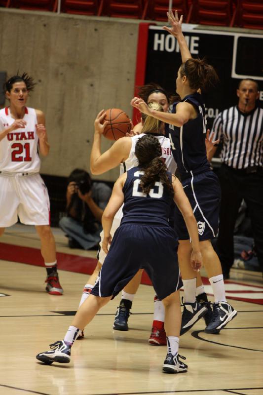 2012-11-01 19:33:15 ** Basketball, Chelsea Bridgewater, Concordia, Damenbasketball, Taryn Wicijowski, Utah Utes ** 