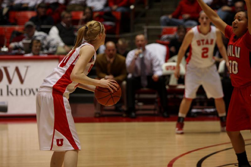 2010-01-16 16:13:10 ** Basketball, Damenbasketball, Josi McDermott, Kalee Whipple, UNLV, Utah Utes ** 