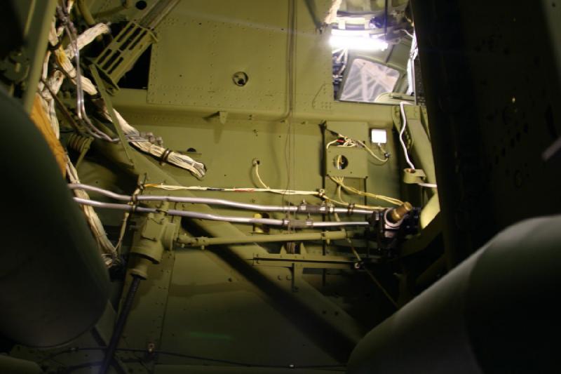 2007-04-01 15:18:36 ** Air Force, Hill AFB, Utah ** Inside the bomb bay of the B-17.