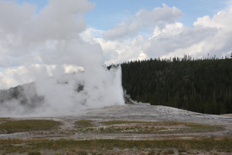 2009-08-03 15:59:18 ** Yellowstone National Park ** 