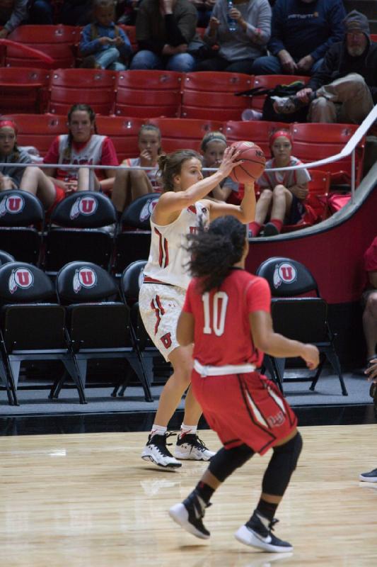 2015-11-17 19:26:06 ** Basketball, Damenbasketball, Katie Kuklok, Lamar, Utah Utes ** 