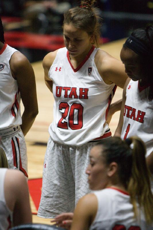 2015-11-13 19:11:37 ** Basketball, Damenbasketball, Danielle Rodriguez, Gabrielle Bowie, Katie Kuklok, South Dakota, Utah Utes ** 