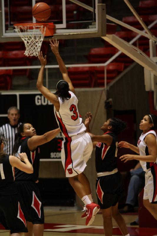 2010-12-20 19:18:40 ** Basketball, Brittany Knighton, Damenbasketball, Iwalani Rodrigues, Southern Oregon, Utah Utes ** 