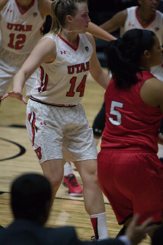 2015-11-13 17:58:00 ** Basketball, Damenbasketball, Emily Potter, Paige Crozon, South Dakota, Utah Utes ** 